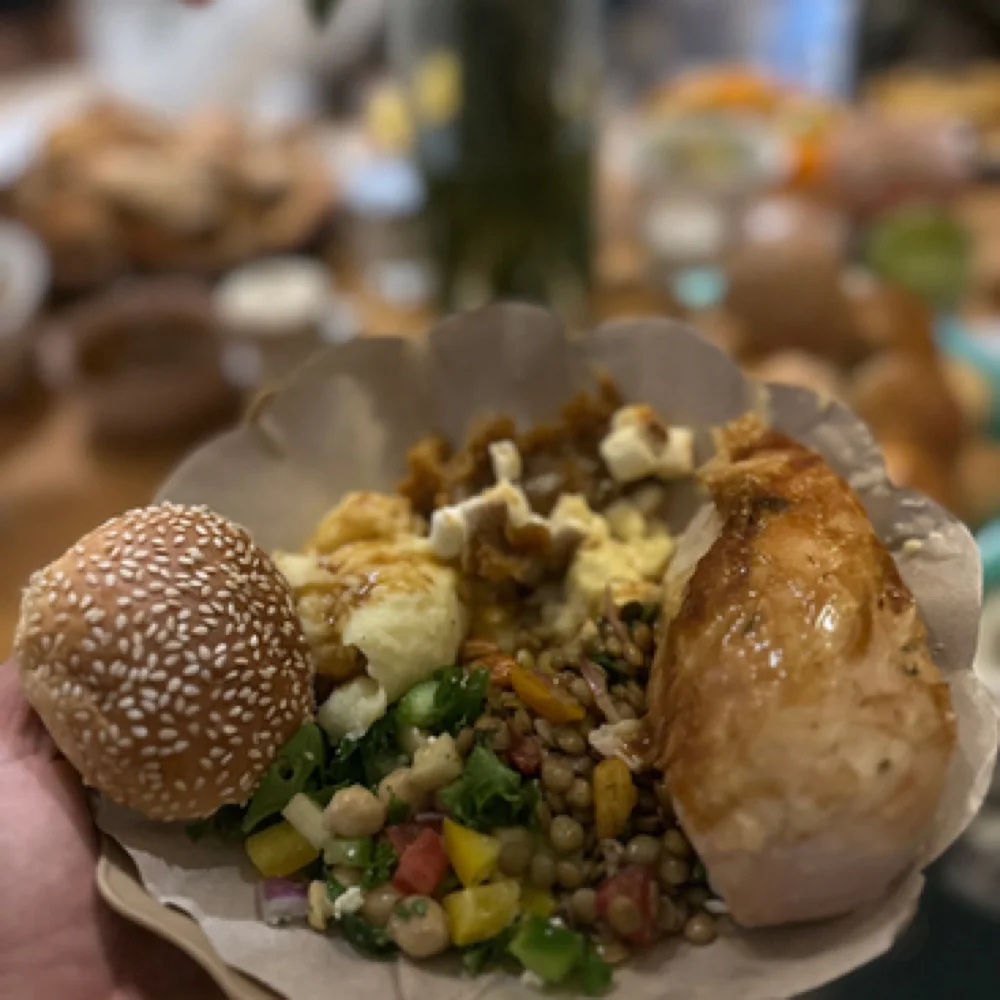 Friendsgiving dinner plate, sober celebrations in Bali